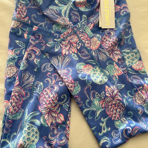 Lilly Pulitzer 21" Weekender High Rise Crop Legging - Picture 8 of 9